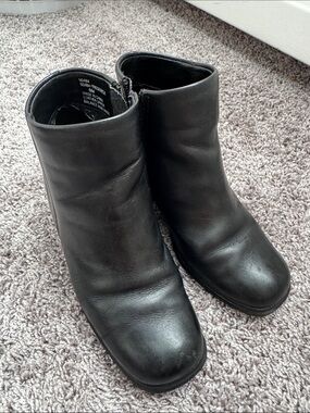 Andrea Viccaro Black Leather Ankle Boots